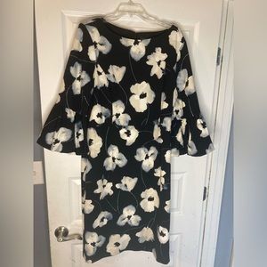 Liz Claiborne Bell Sleeve Floral Midi Dress
